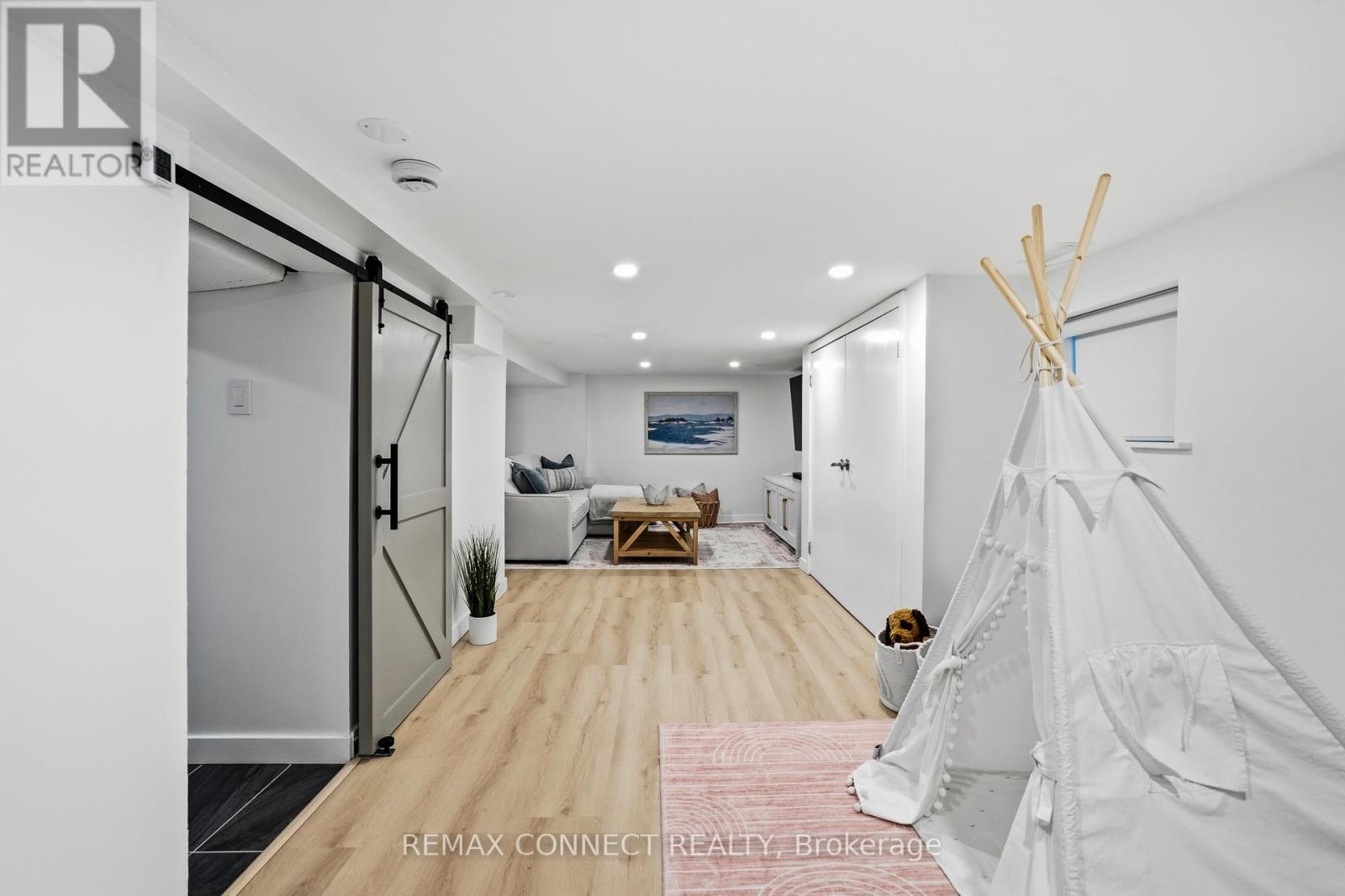 60 Woodbury Road, Toronto, Ontario  M8W 1X7 - Photo 29 - W13032584