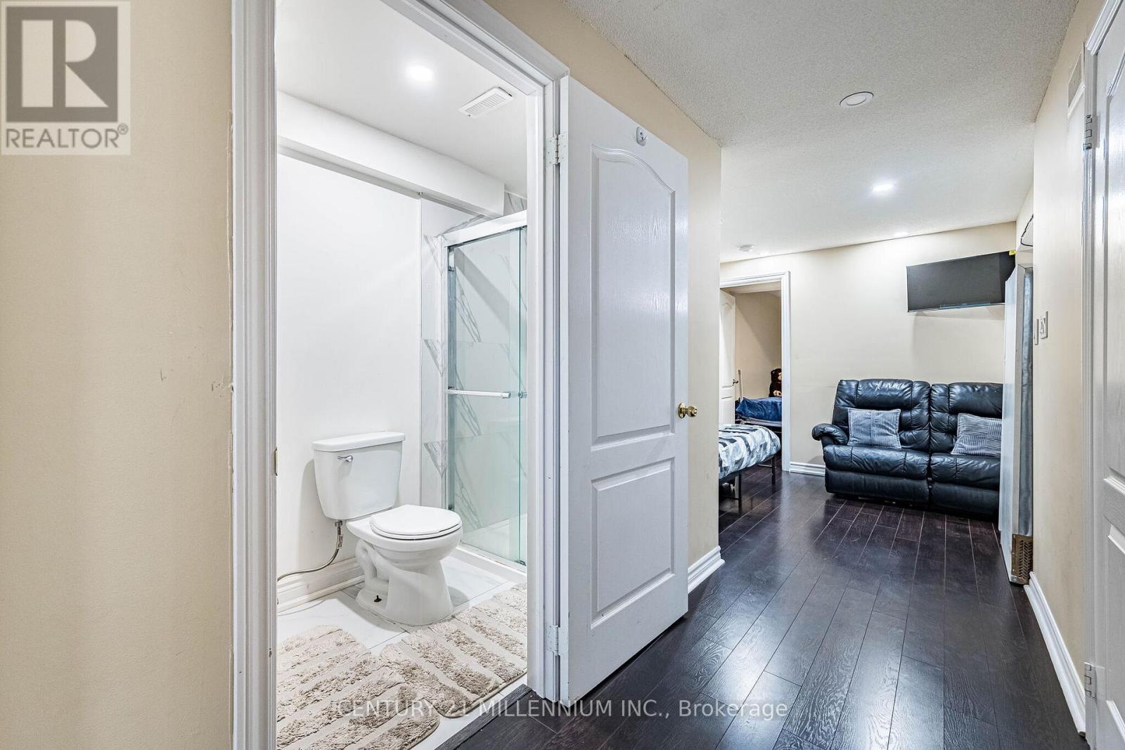 100 Monaco Court, Brampton, Ontario  L7A 1X2 - Photo 43 - W13044788