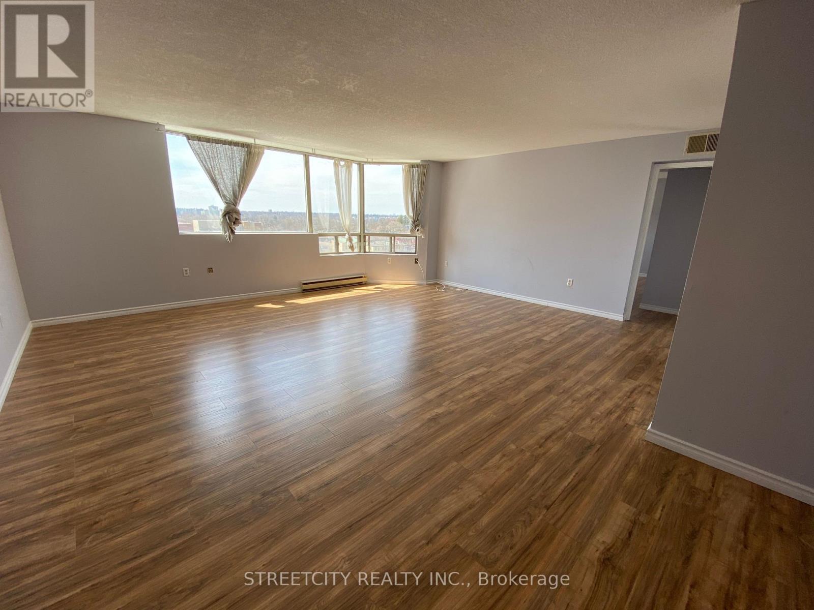 805 - 695 Richmond Street, London East, Ontario  N6A 5M8 - Photo 4 - X13074444