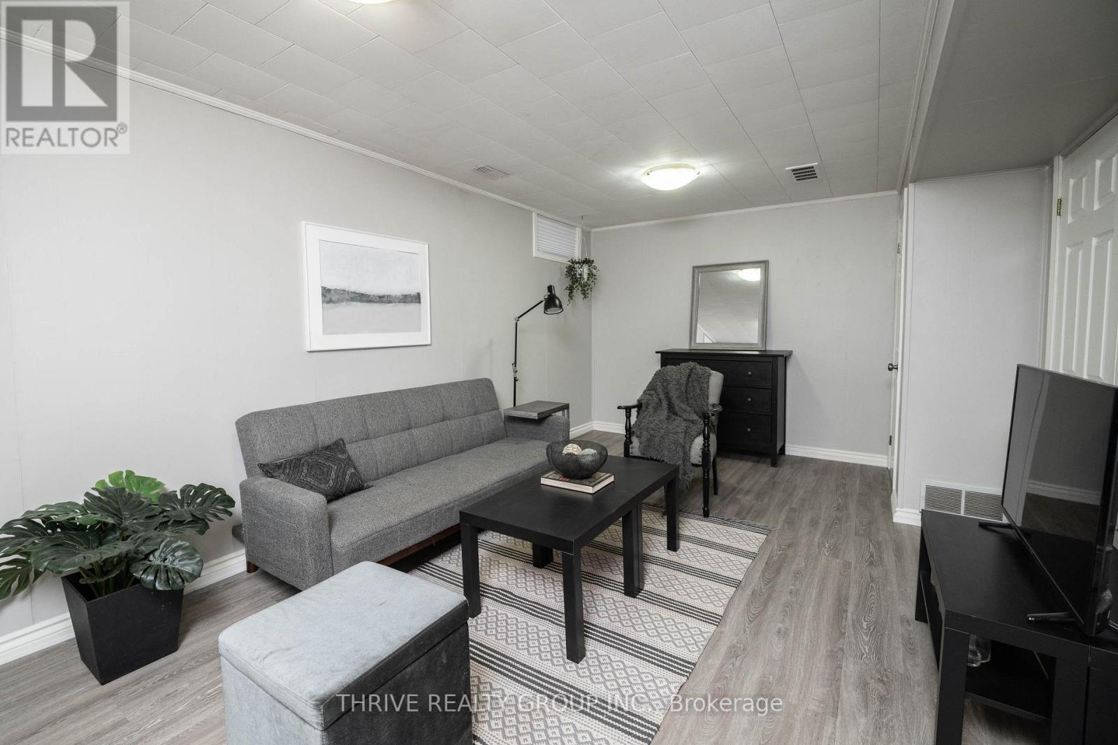 70 - 300 Sandringham Crescent, London South, Ontario  N6C 5B4 - Photo 23 - X13076788