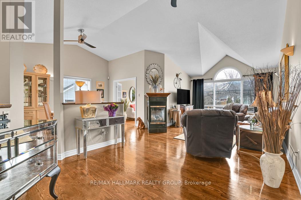 18 Spinney Way, Ottawa, Ontario  K2J 4Y8 - Photo 13 - X12968956
