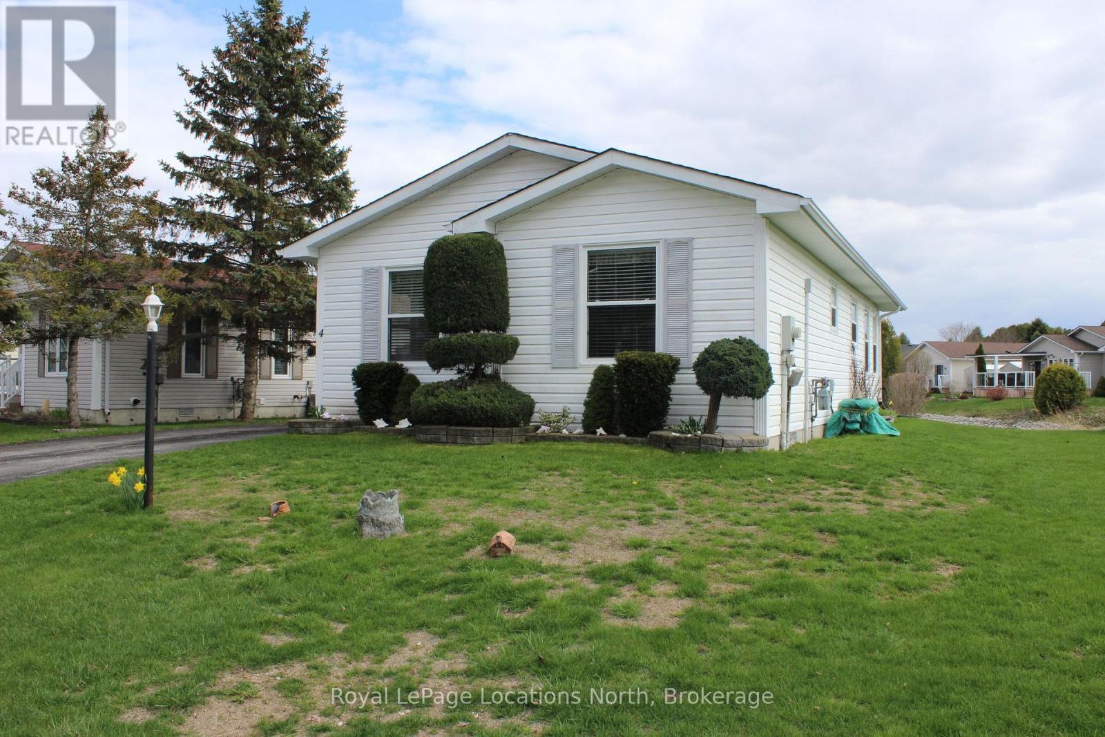 4 St. James Place, Wasaga Beach, Ontario  L9Z 3A8 - Photo 29 - S13081644