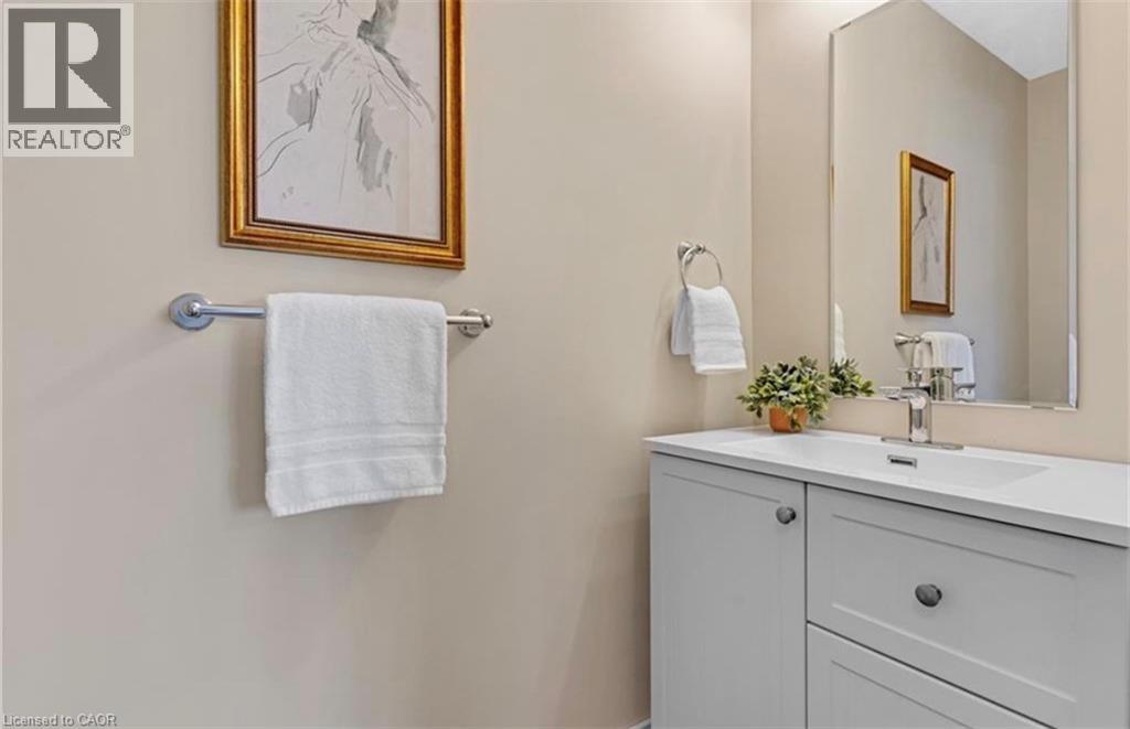 355 Fisher Mills Road Unit# 43, Cambridge, Ontario  N3C 4N5 - Photo 5 - 40827020