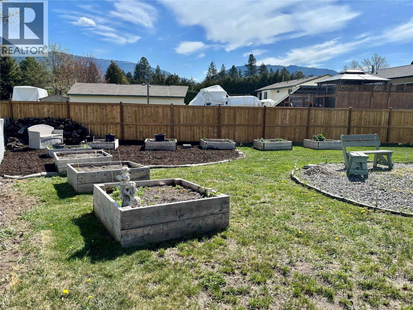 5876 Westwynd Drive, Falkland, British Columbia  V0E 1W0 - Photo 14 - 10377189