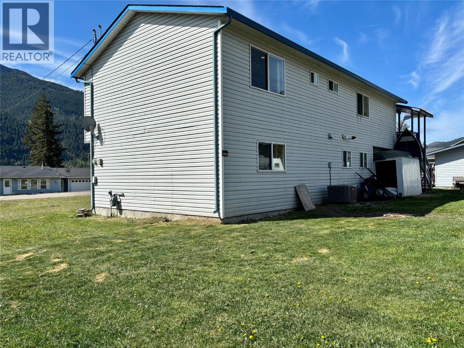 5876 Westwynd Drive, Falkland, British Columbia  V0E 1W0 - Photo 9 - 10377189