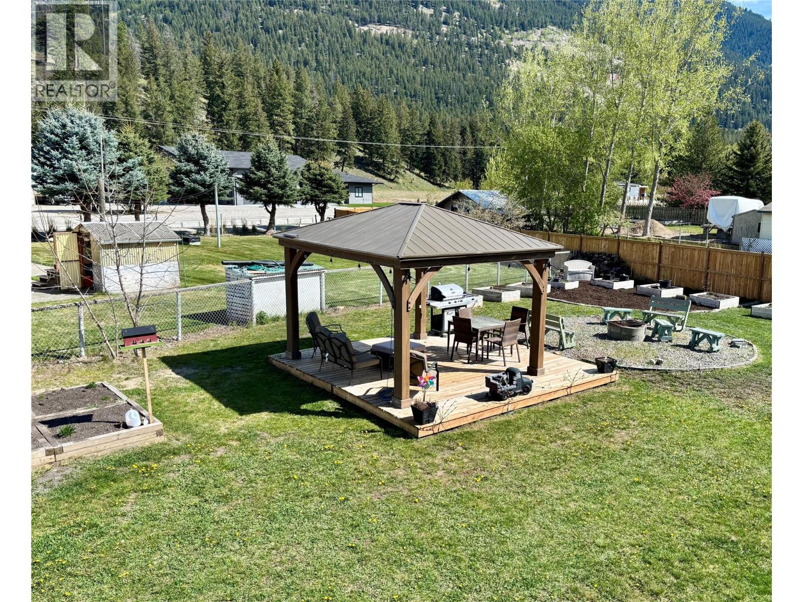 5876 Westwynd Drive, Falkland, British Columbia  V0E 1W0 - Photo 10 - 10377189