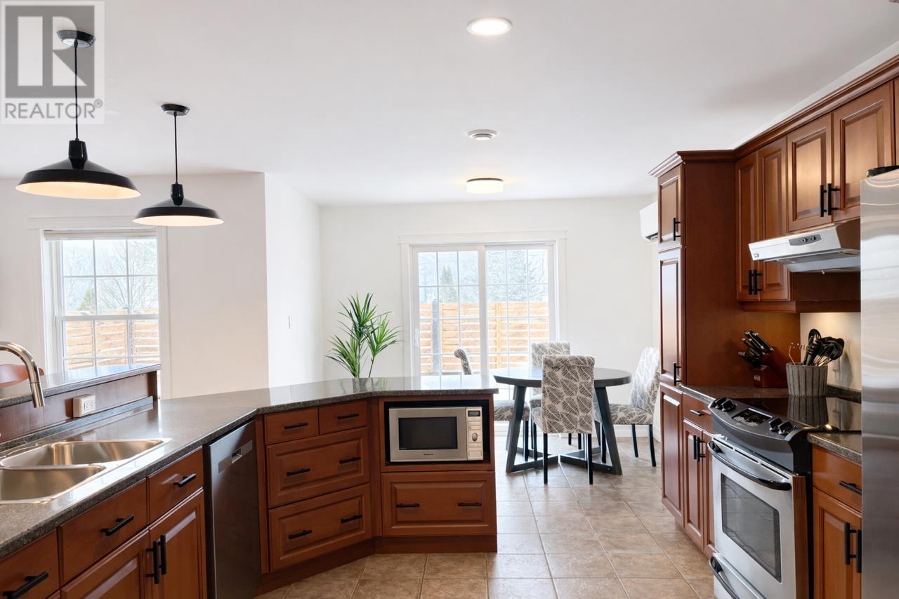 34 Golf View Drive, Stratford, Prince Edward Island  C1B 2V6 - Photo 6 - 202609643