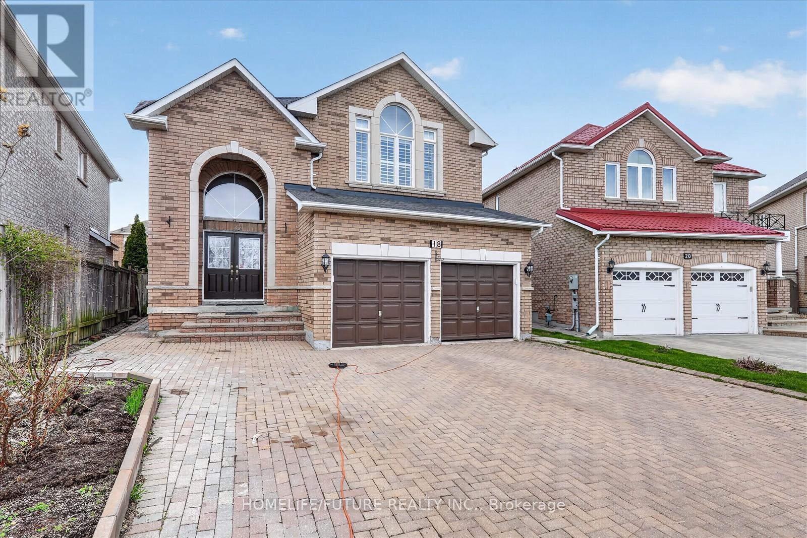 18 Ann Louise Crescent, Markham (Cedarwood), Ontario  L3S 0A8 - Photo 4 - N13081698