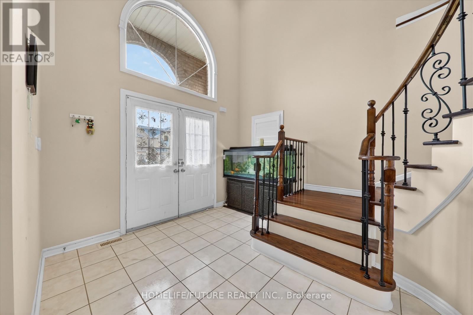 18 Ann Louise Crescent, Markham (Cedarwood), Ontario  L3S 0A8 - Photo 7 - N13081698
