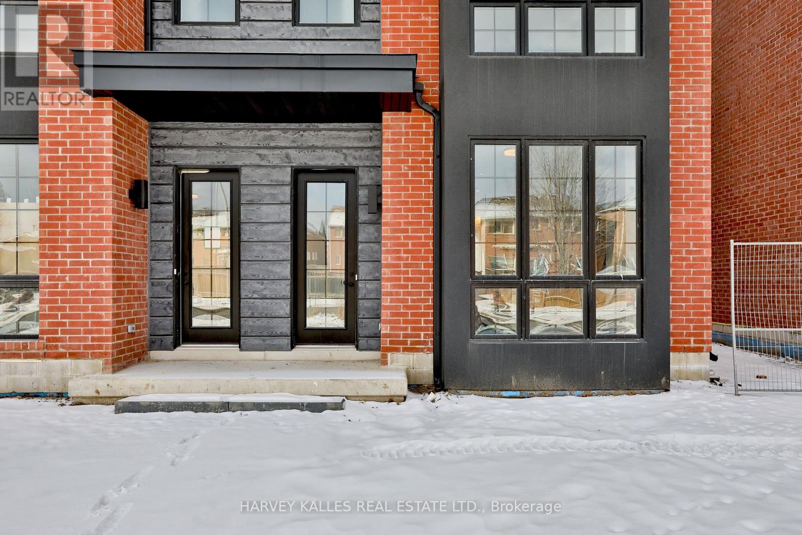 204 Atkinson Avenue, Vaughan (Uplands), Ontario  L4J 0M1 - Photo 2 - N13081702