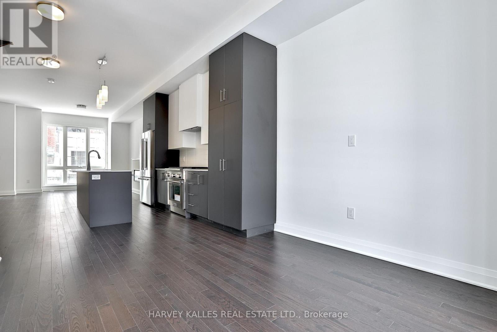 204 Atkinson Avenue, Vaughan (Uplands), Ontario  L4J 0M1 - Photo 5 - N13081702