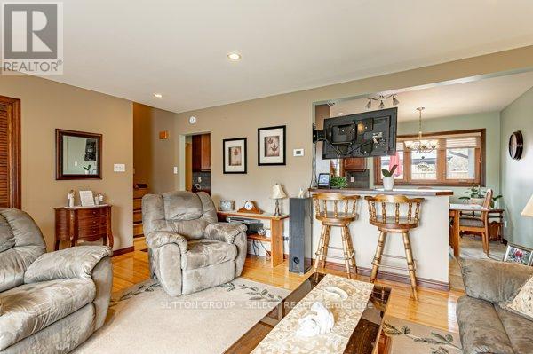 1054 Chippewa Drive, London East, Ontario  N5V 2T7 - Photo 8 - X13026742