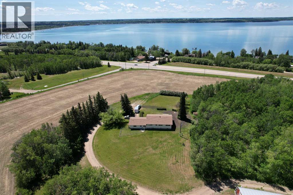 1262 Township Road 391, Rural Red Deer County, Alberta  T4S 0A7 - Photo 2 - A2135963