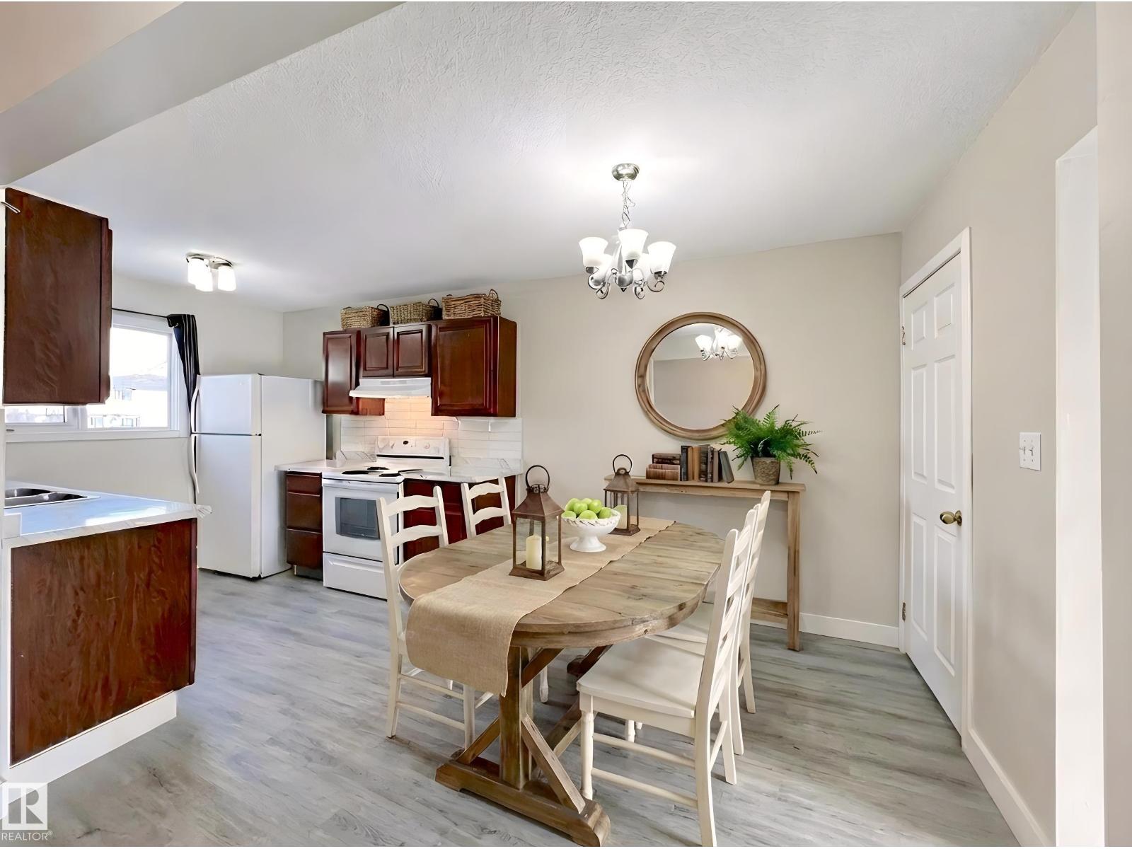 11357 22 Av NW, Edmonton, Alberta  T6J 4V8 - Photo 11 - E4473272