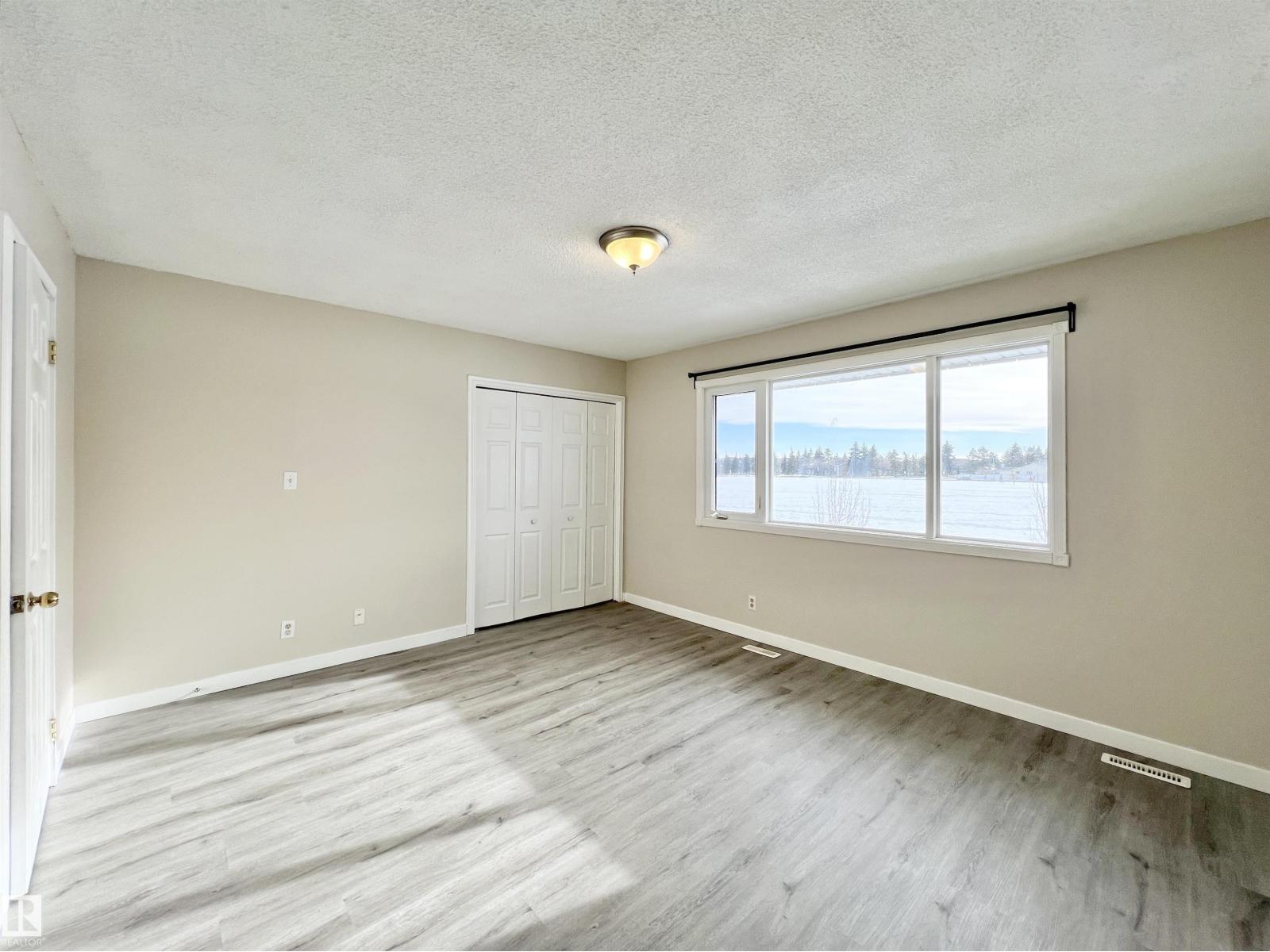 11357 22 Av NW, Edmonton, Alberta  T6J 4V8 - Photo 13 - E4473272
