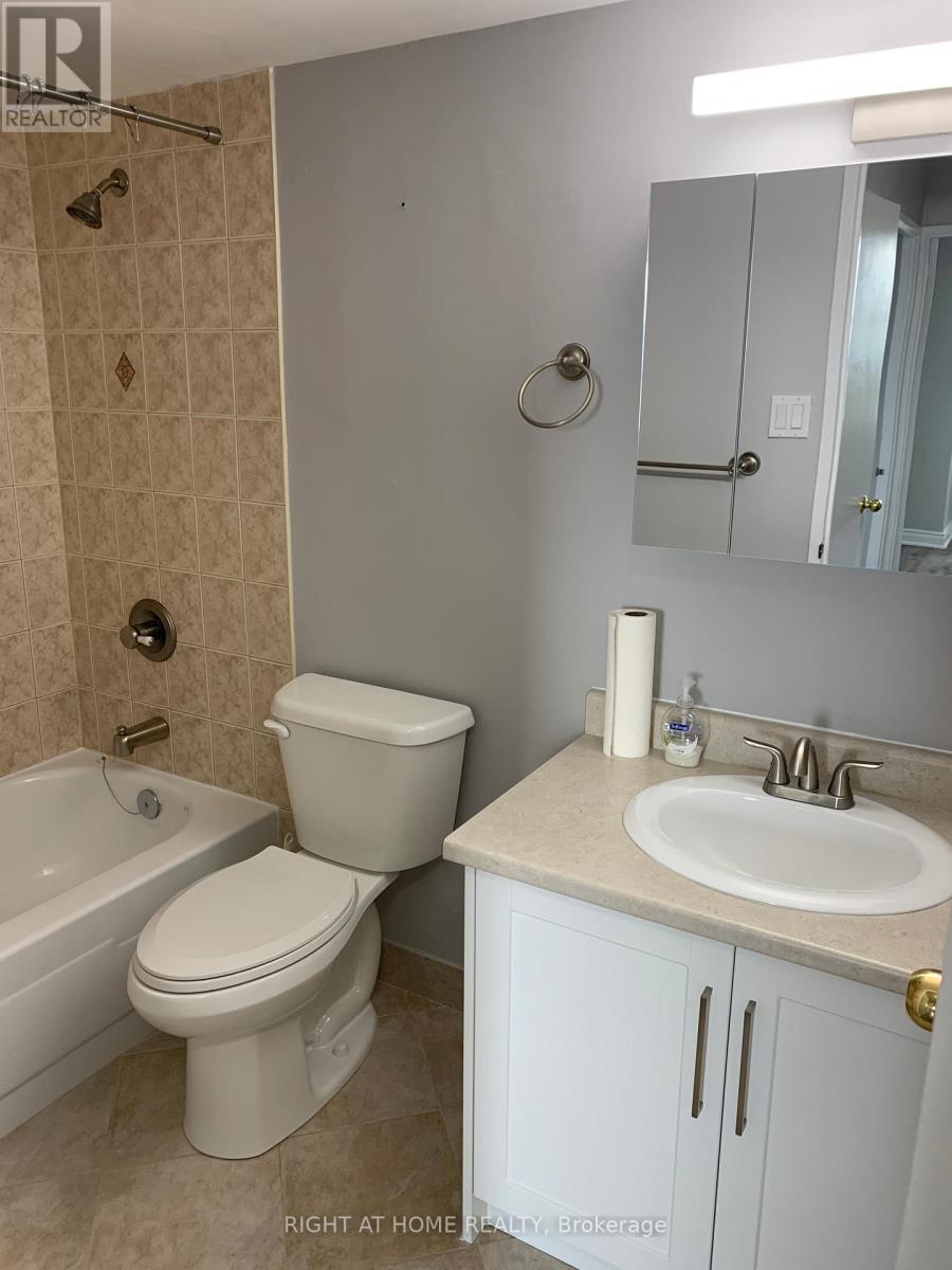 1109 - 362 The East Mall Road, Toronto, Ontario  M9B 6C4 - Photo 17 - W13081624