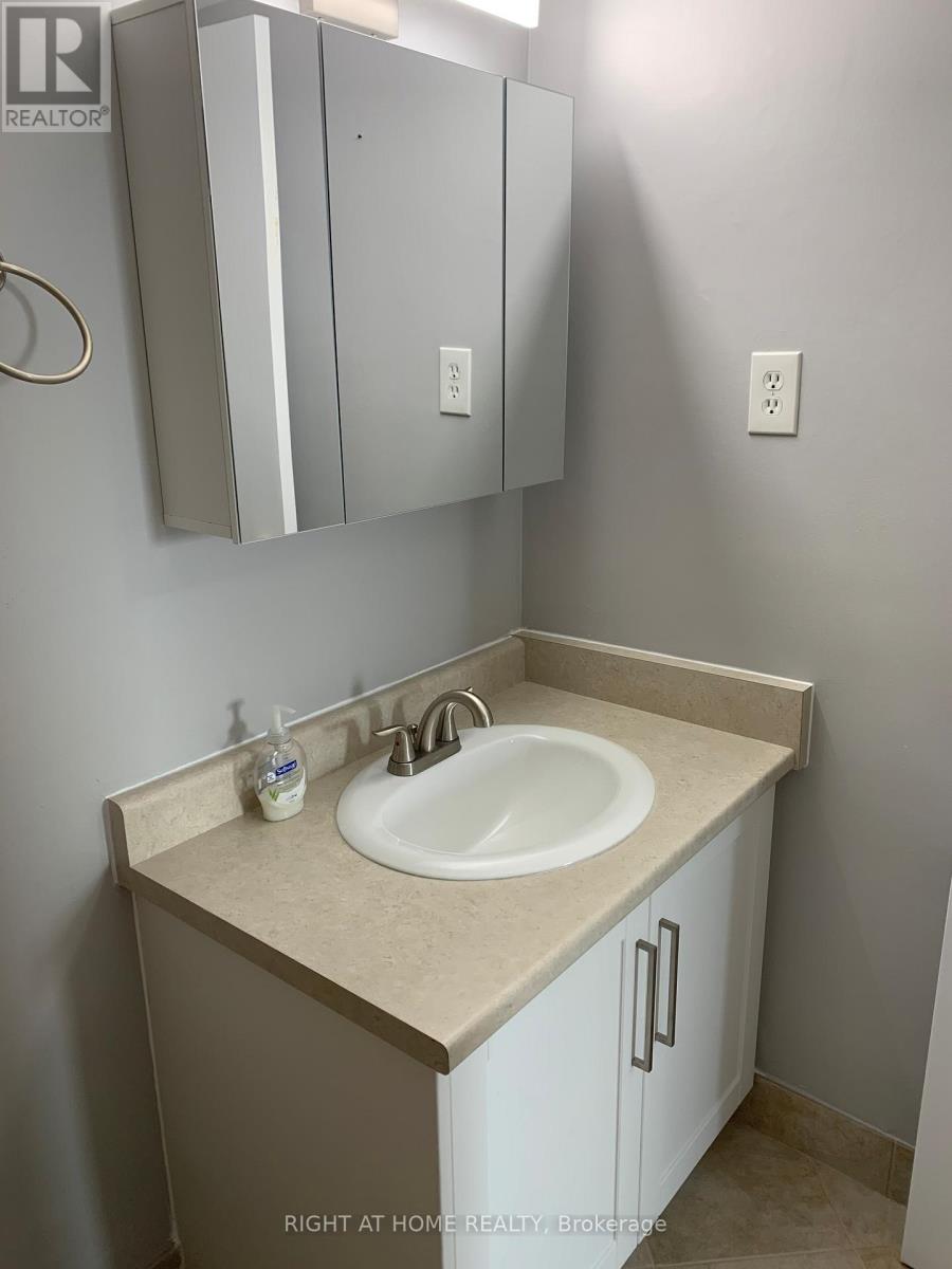1109 - 362 The East Mall Road, Toronto, Ontario  M9B 6C4 - Photo 18 - W13081624