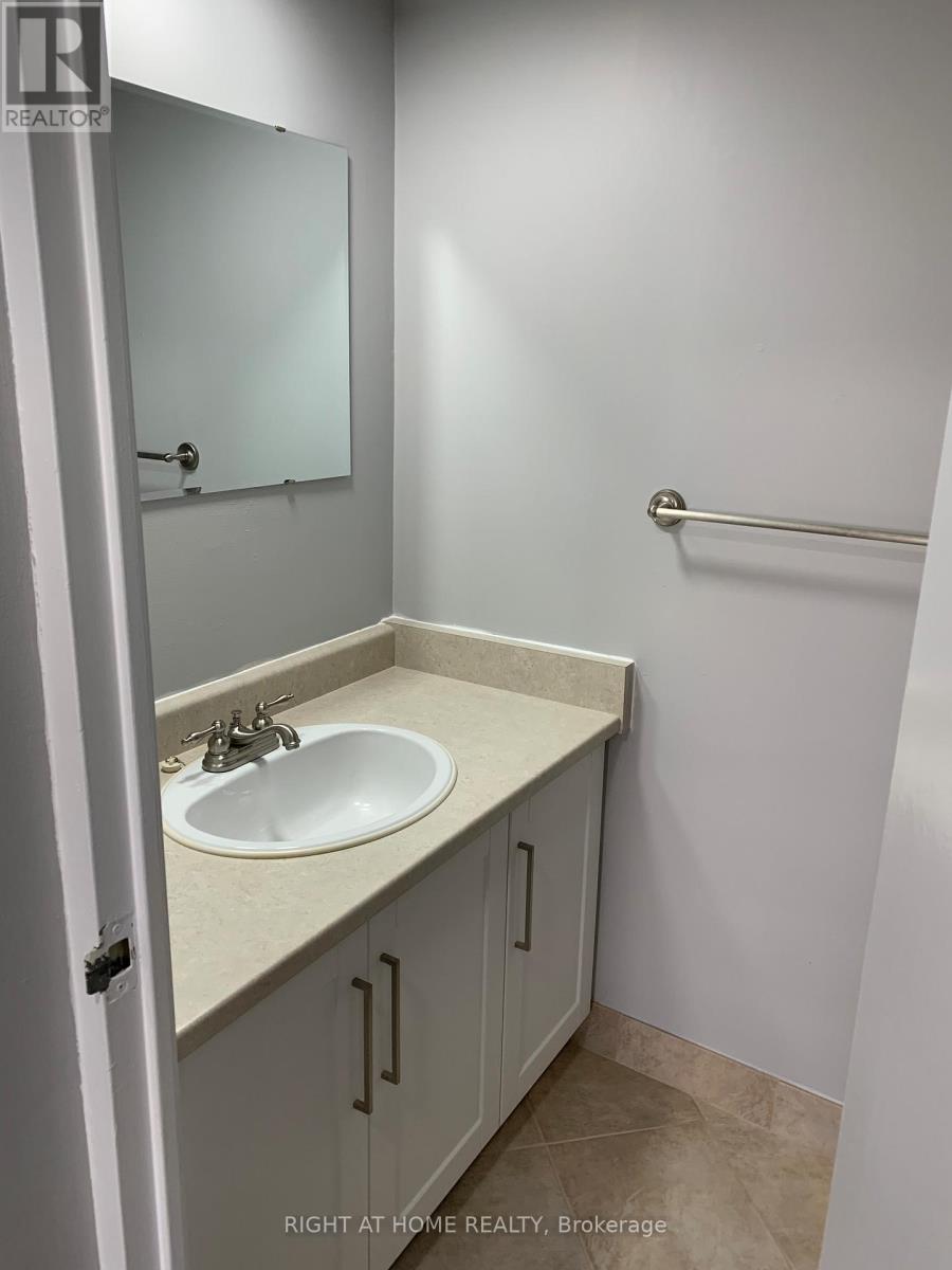 1109 - 362 The East Mall Road, Toronto, Ontario  M9B 6C4 - Photo 28 - W13081624