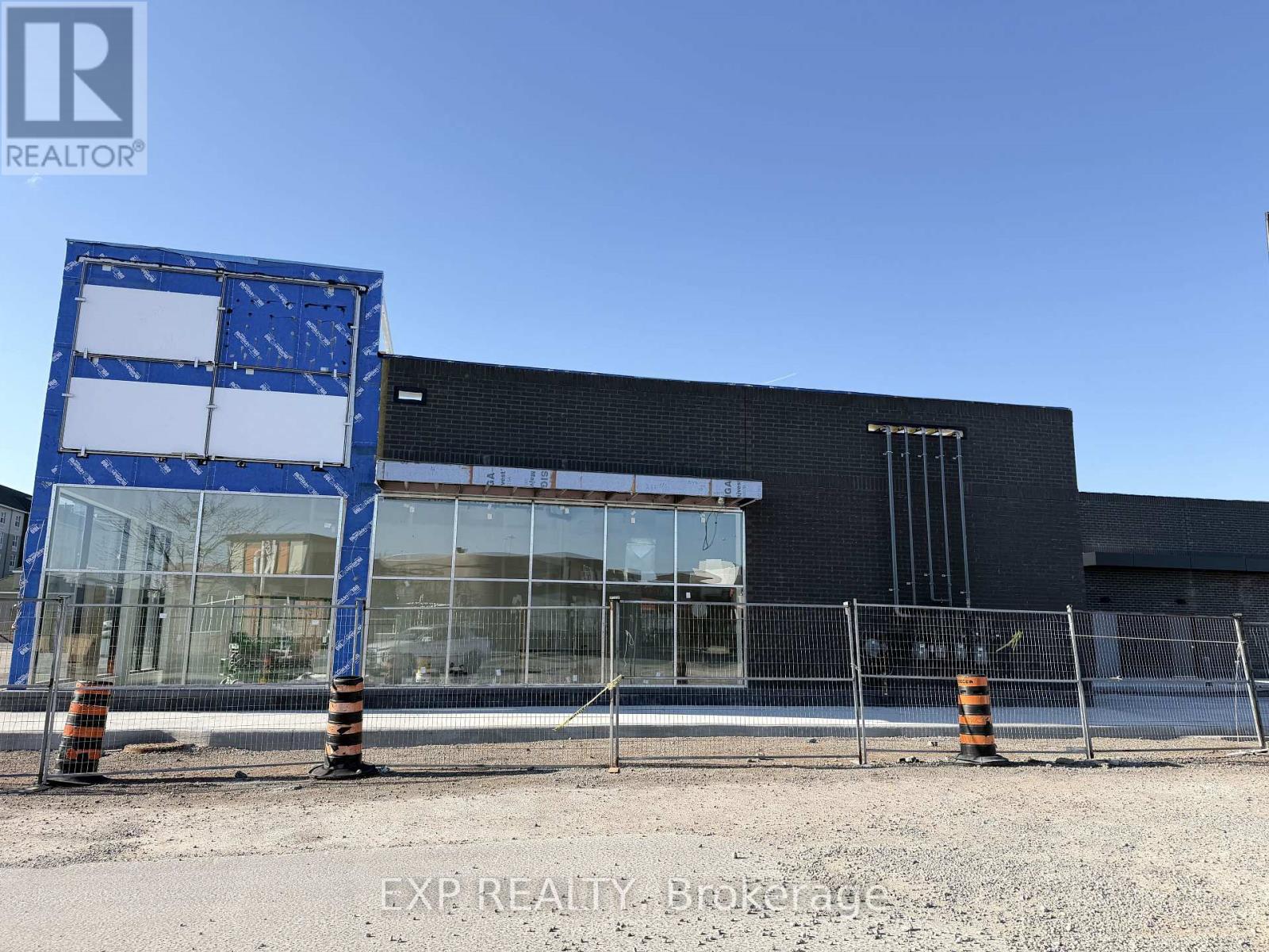 Y-5 - 2081 Winston Park Drive, Oakville (Wp Winston Park), Ontario  L6H 6P5 - Photo 4 - W13081628