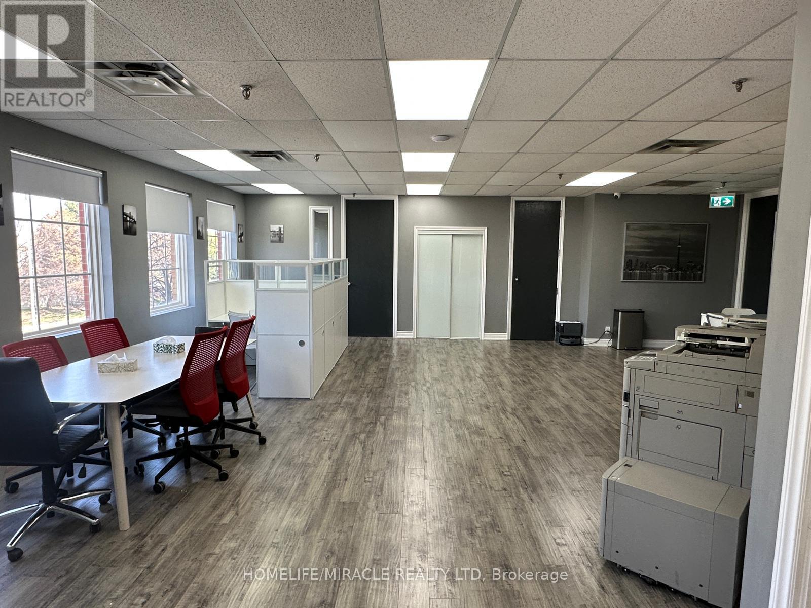 300 - 5045 Orbitor Drive, Mississauga, Ontario  L4W 4Y4 - Photo 13 - W13081638