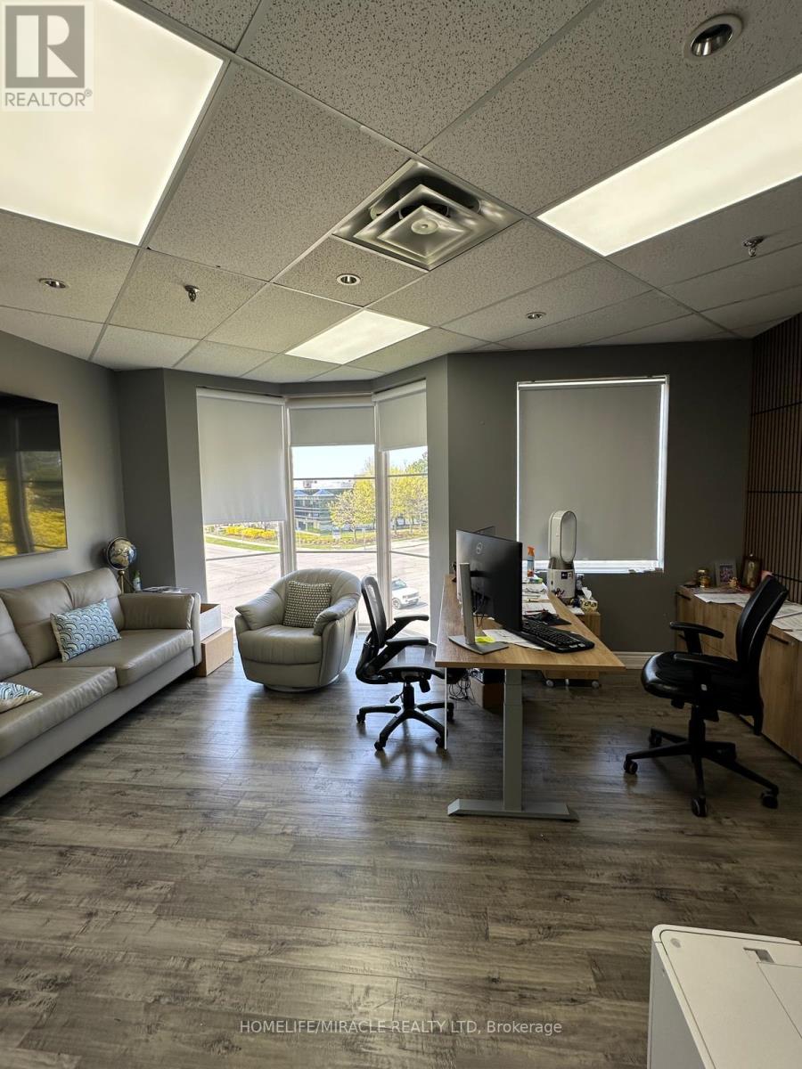 300 - 5045 Orbitor Drive, Mississauga, Ontario  L4W 4Y4 - Photo 15 - W13081638
