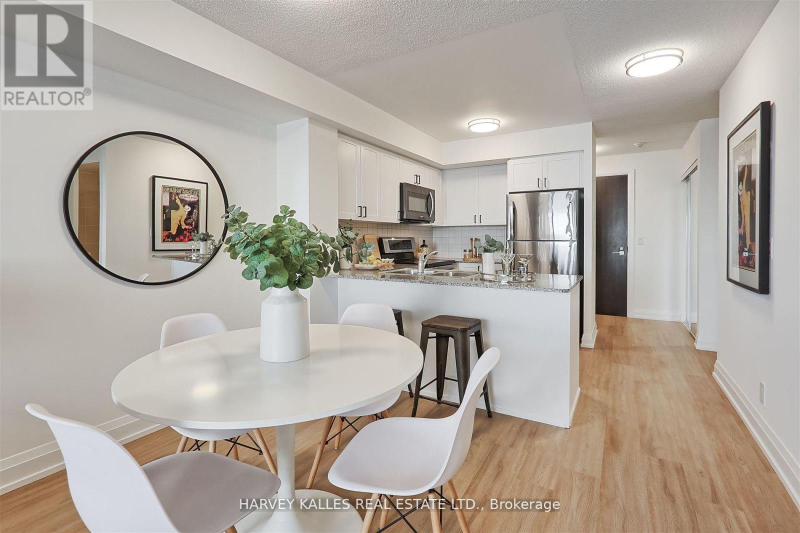 912 - 1070 Sheppard Avenue W, Toronto, Ontario  M3J 0G8 - Photo 15 - W13081680
