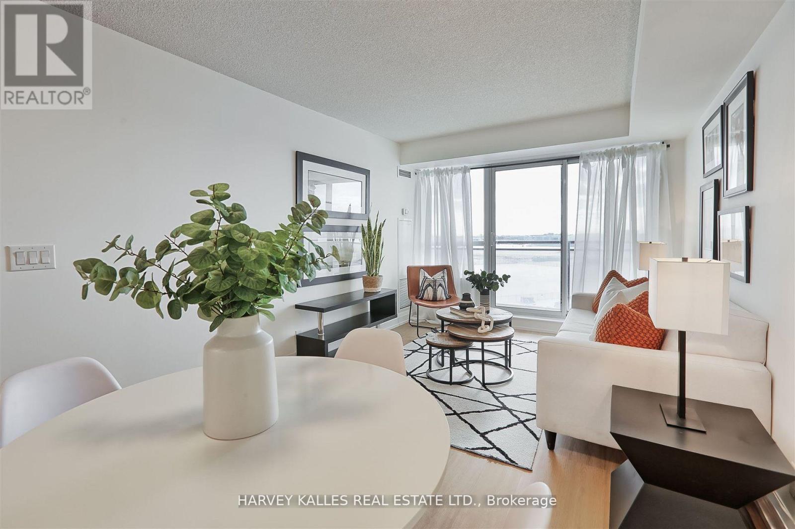 912 - 1070 Sheppard Avenue W, Toronto, Ontario  M3J 0G8 - Photo 19 - W13081680