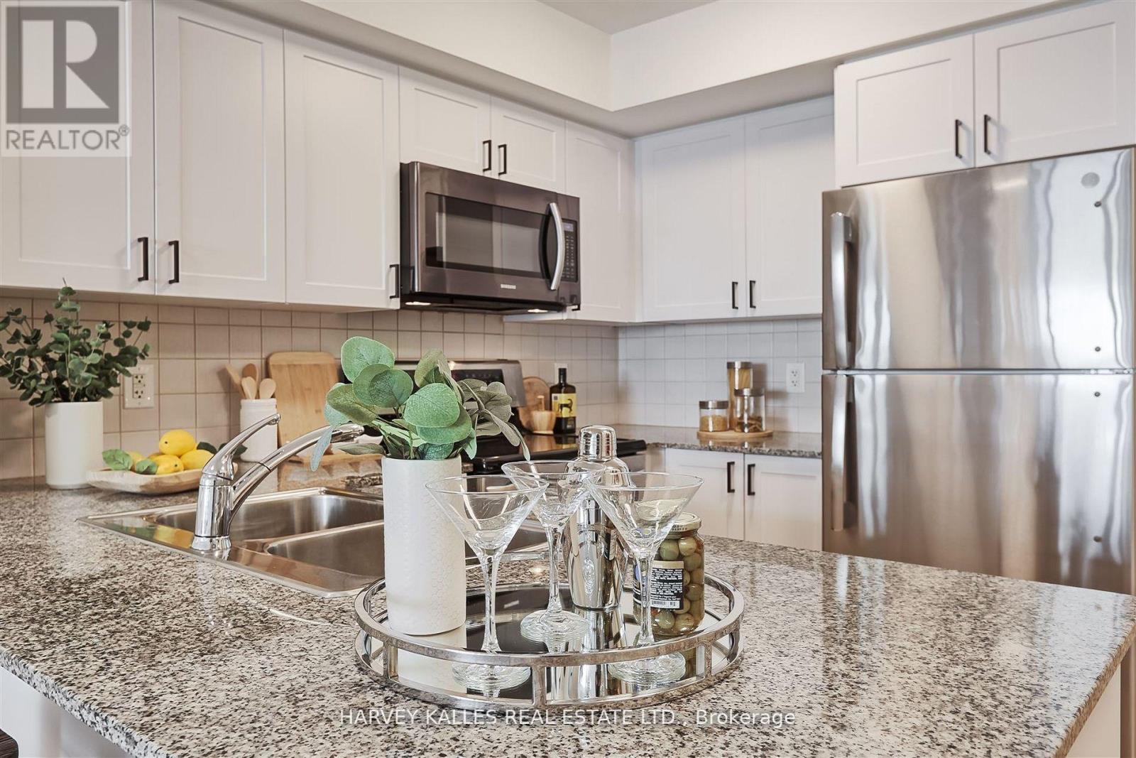 912 - 1070 Sheppard Avenue W, Toronto, Ontario  M3J 0G8 - Photo 8 - W13081680