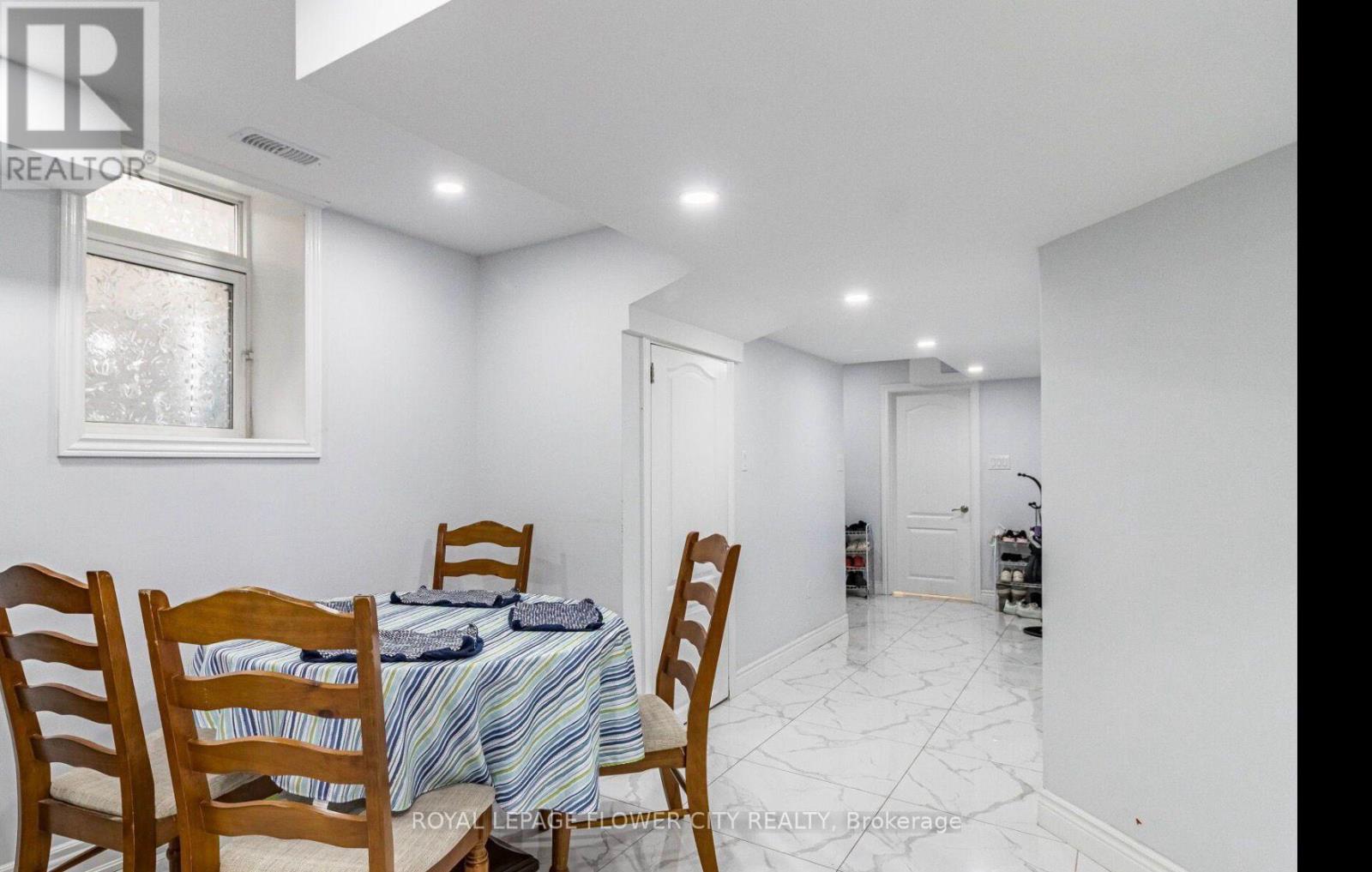 24 Mellowood Avenue, Brampton, Ontario  L6P 2P2 - Photo 25 - W13081688