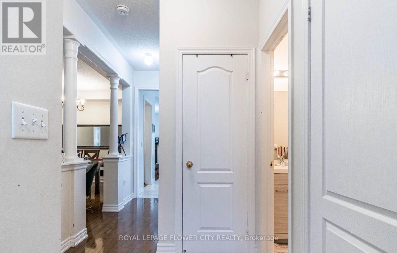 24 Mellowood Avenue, Brampton, Ontario  L6P 2P2 - Photo 38 - W13081688