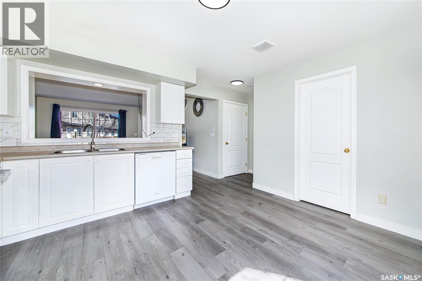 137 670 Kenderdine Road, Saskatoon, Saskatchewan  S7N 4W3 - Photo 12 - SK034826