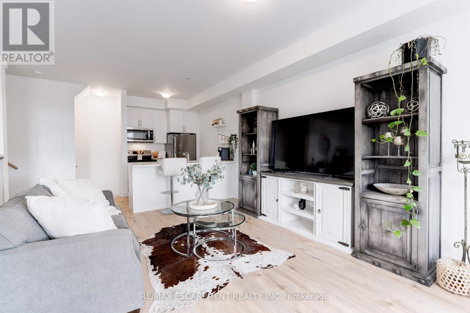 46 - 590 North Service Road, Hamilton, Ontario  L8E 5A6 - Photo 11 - X13081646