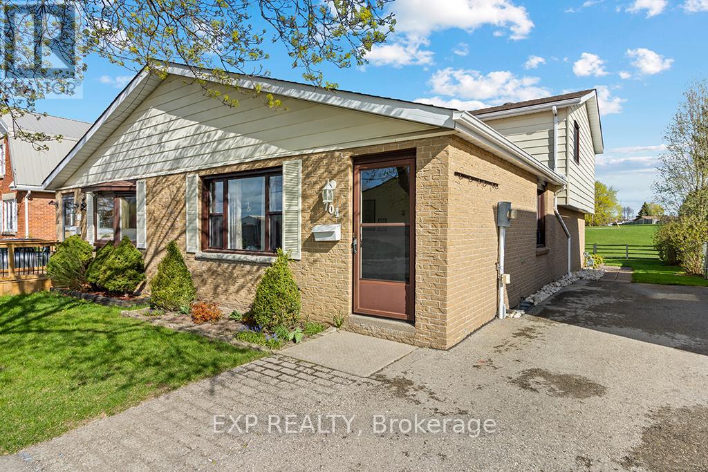 704 11th Street, Hanover, Ontario  N4N 3J4 - Photo 4 - X13081700