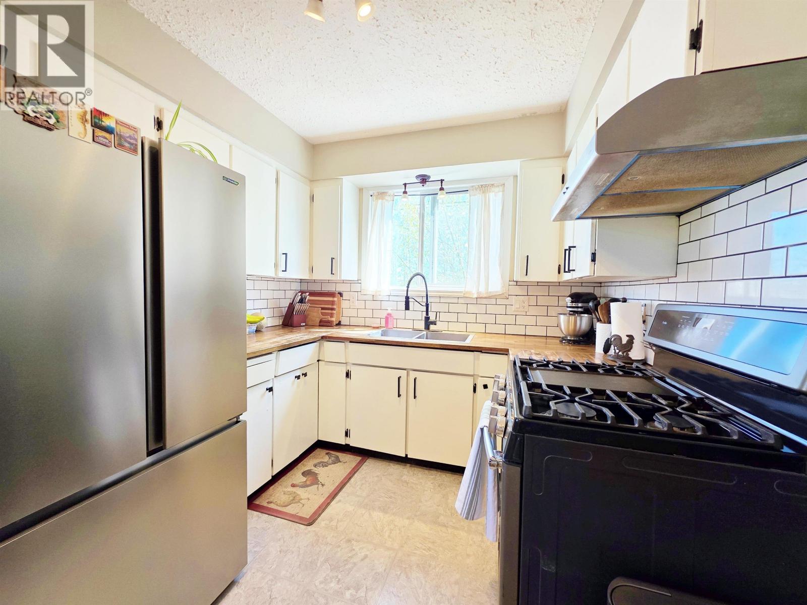 1256 Maple Drive, Quesnel, British Columbia  V2J 3Z9 - Photo 6 - R3119250