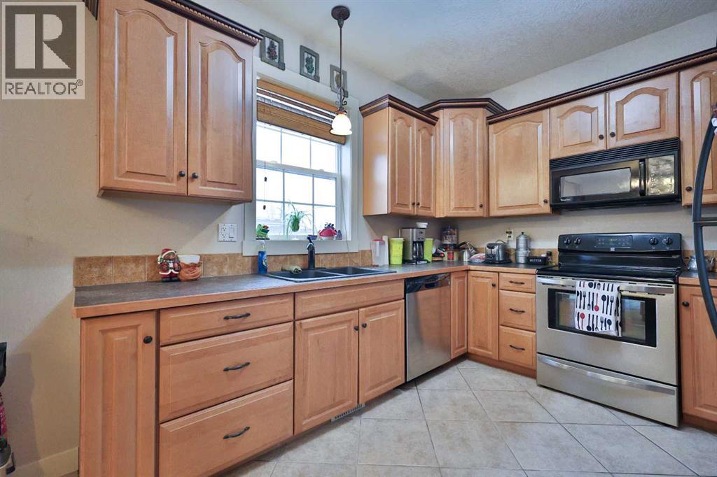 501 6 Avenue, Warner, Alberta  T0K 2L0 - Photo 21 - A2279254
