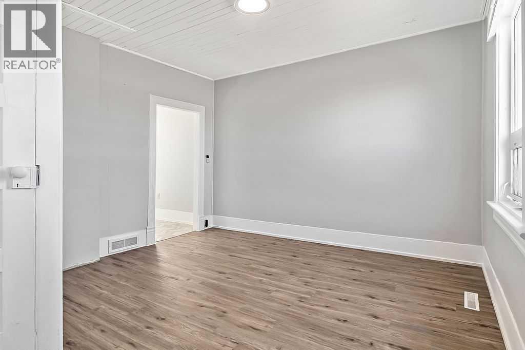 107 1 Avenue N, Champion, Alberta  T0L 0R0 - Photo 3 - A2307915