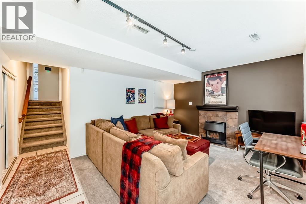 424 Hawkstone Manor NW, Calgary, Alberta  T3G 3X2 - Photo 41 - A2302779