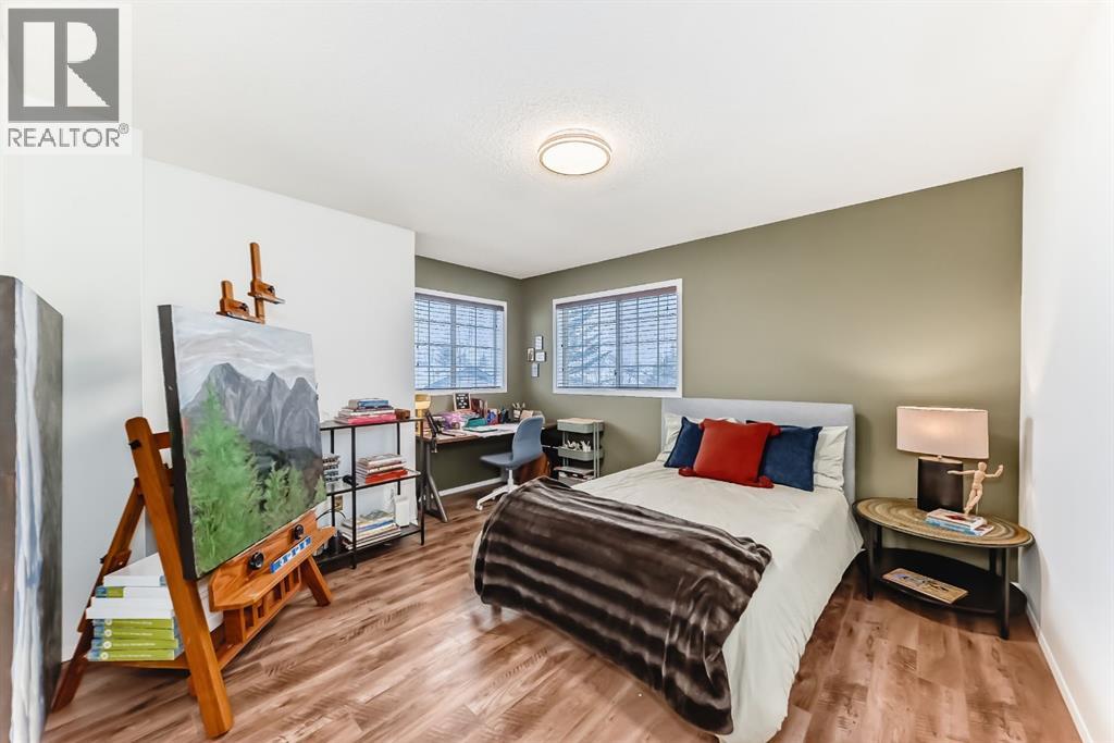 424 Hawkstone Manor NW, Calgary, Alberta  T3G 3X2 - Photo 24 - A2302779
