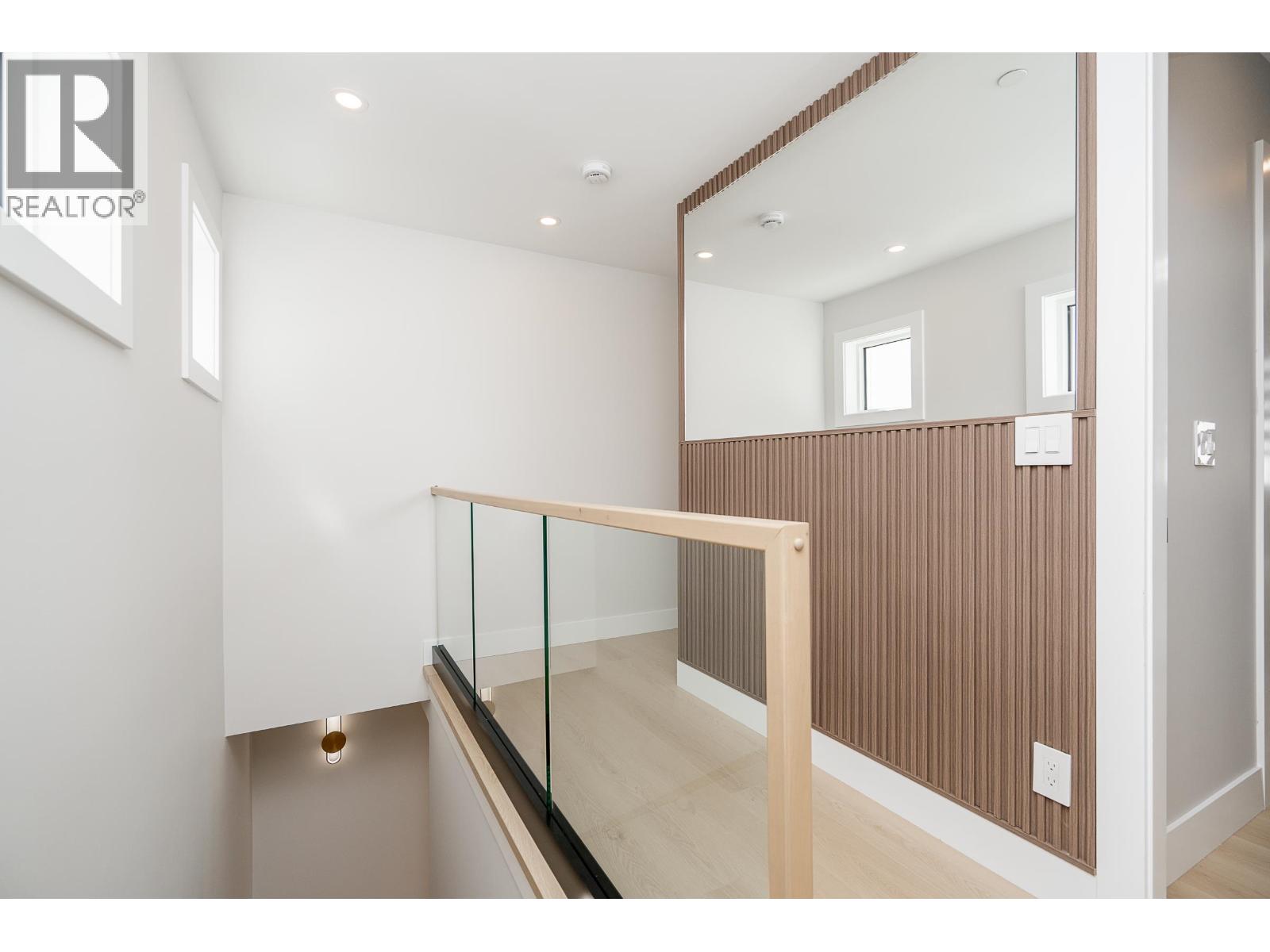 102 1625 Manning Avenue, Port Coquitlam, British Columbia  V3B 1K7 - Photo 17 - R3119276