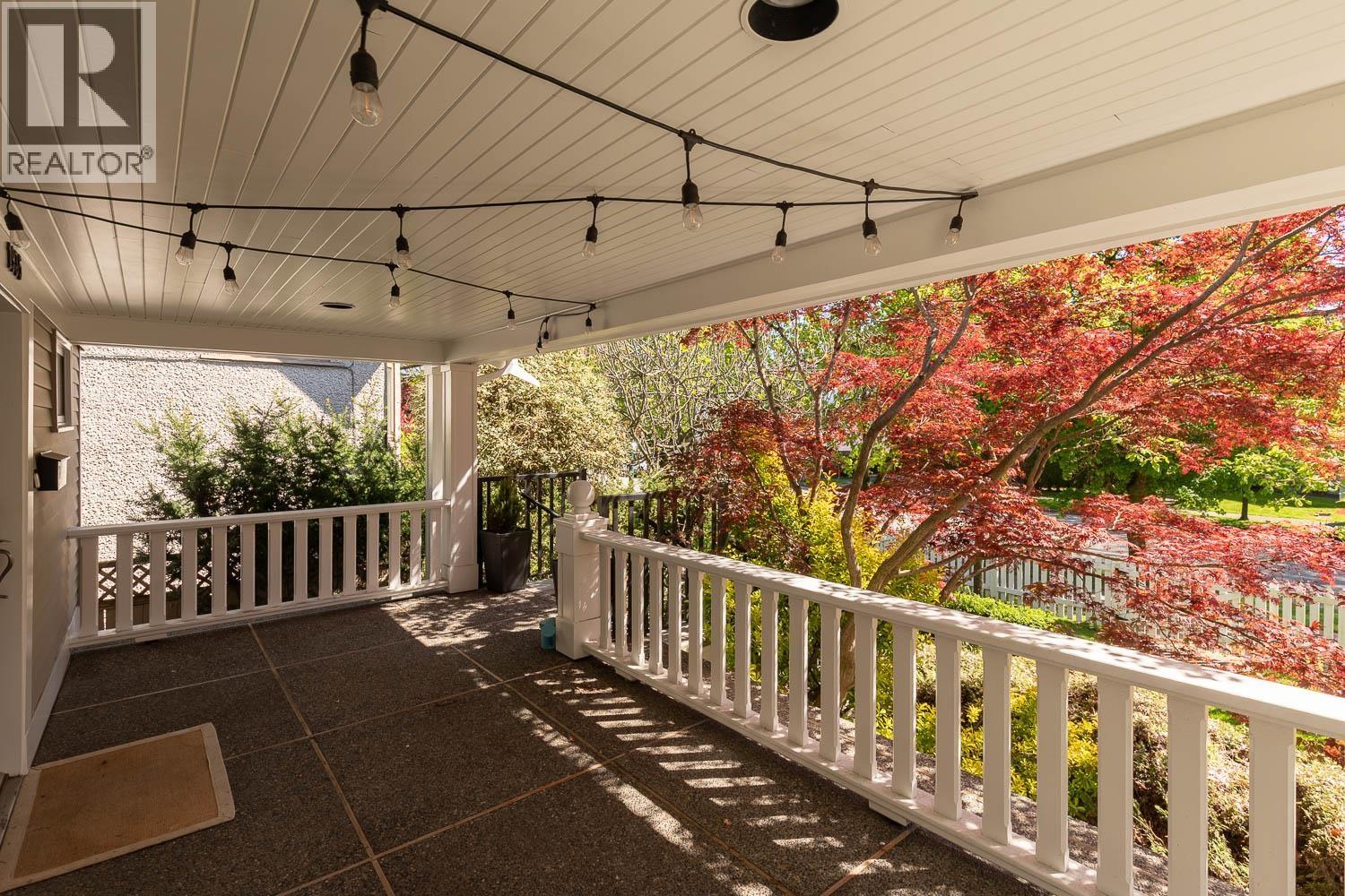 1935 W 12th Avenue, Vancouver, British Columbia  V6J 2G1 - Photo 3 - R3119286