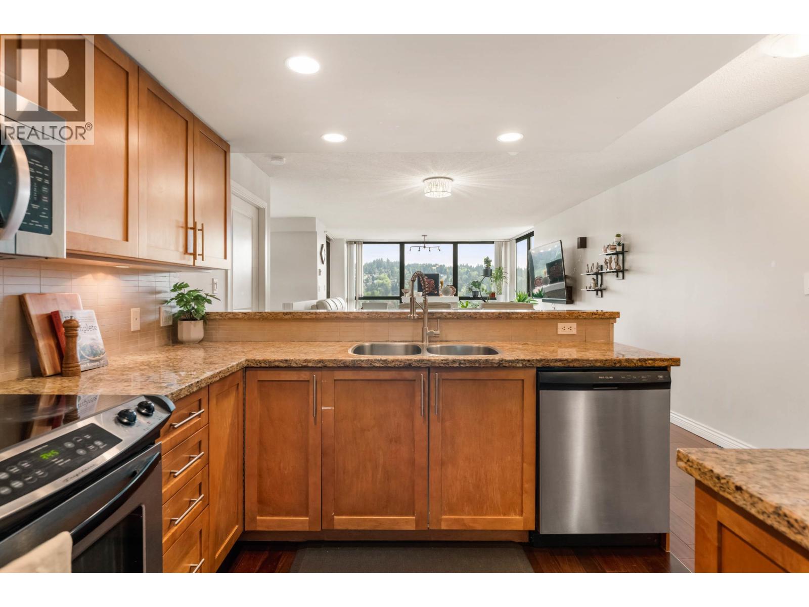 1403 288 Ungless Way, Port Moody, British Columbia  V3H 0C9 - Photo 9 - R3119290