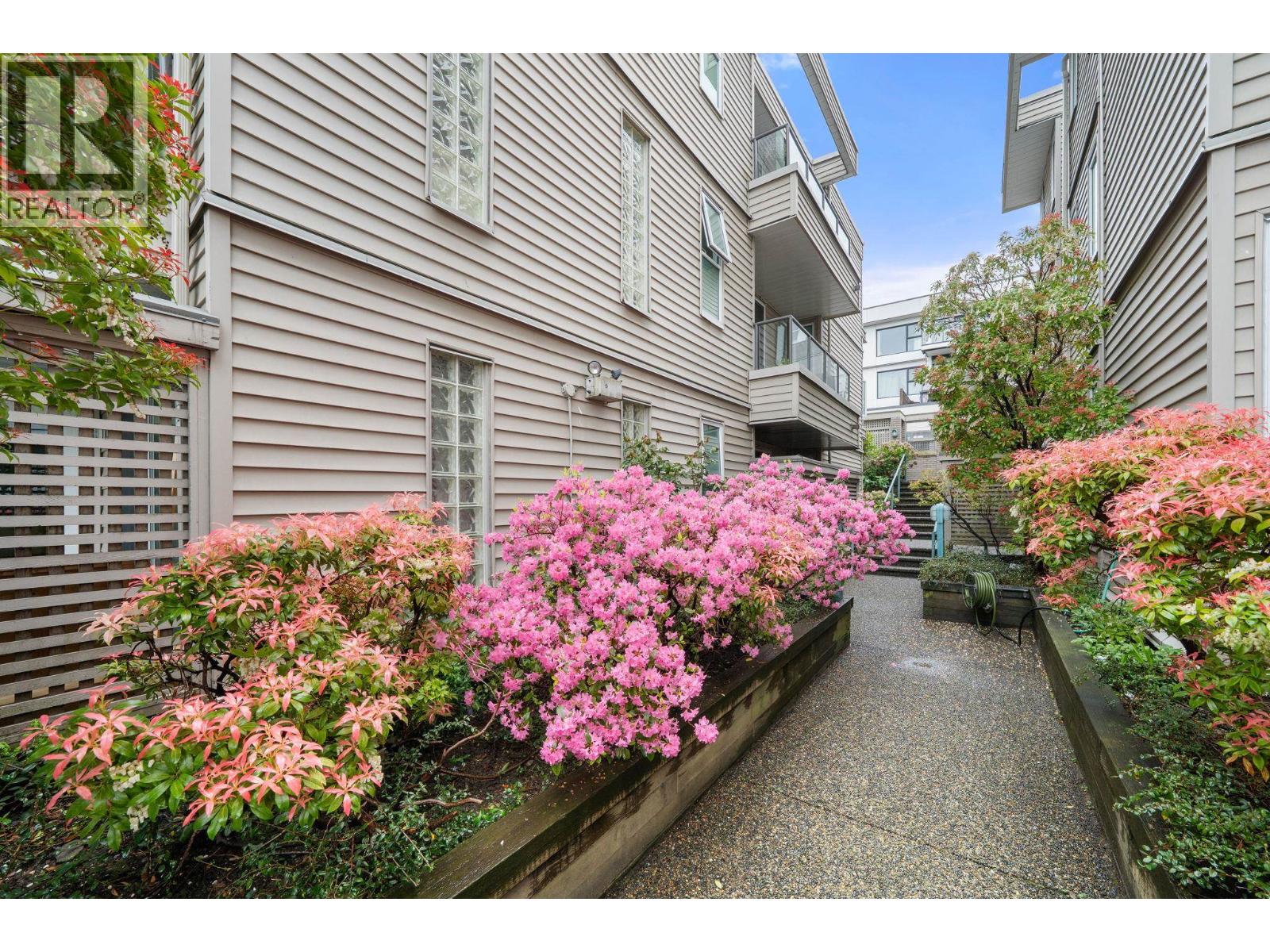 305 1318 W 6th Avenue, Vancouver, British Columbia  V6H 1A7 - Photo 2 - R3119292