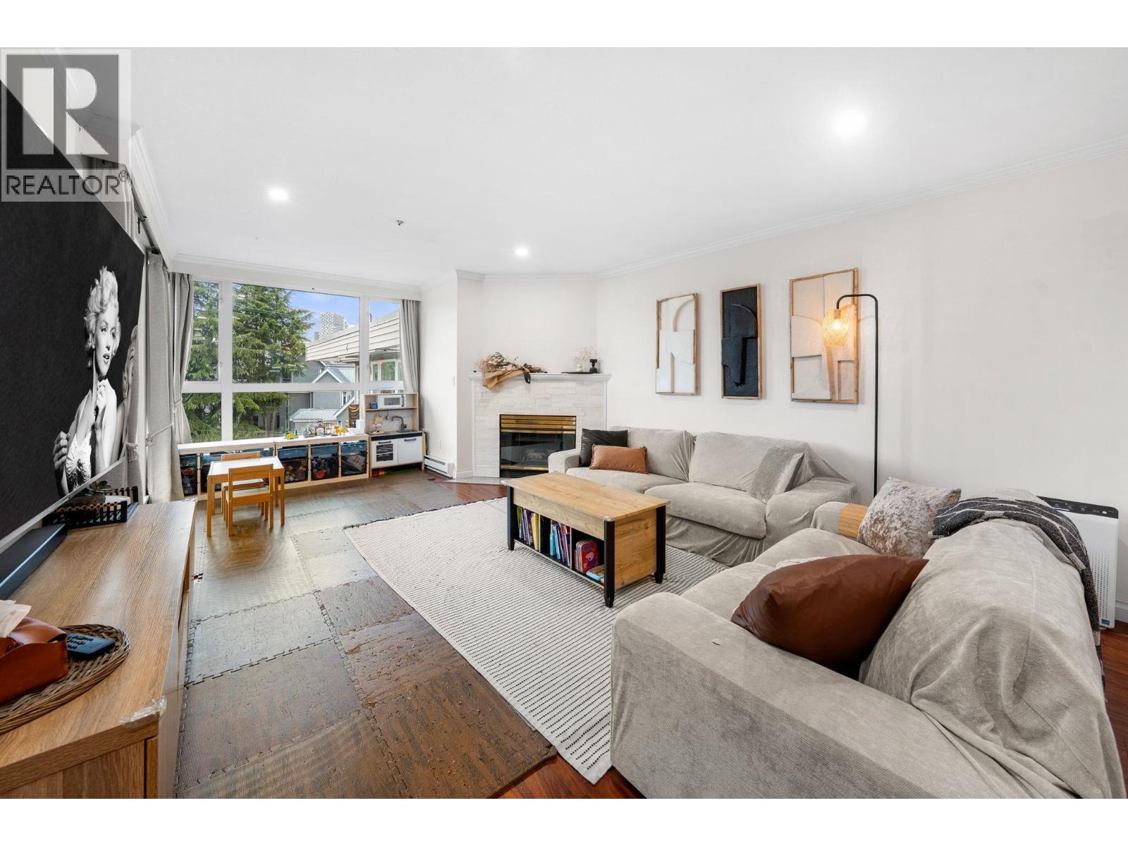 305 1318 W 6th Avenue, Vancouver, British Columbia  V6H 1A7 - Photo 5 - R3119292