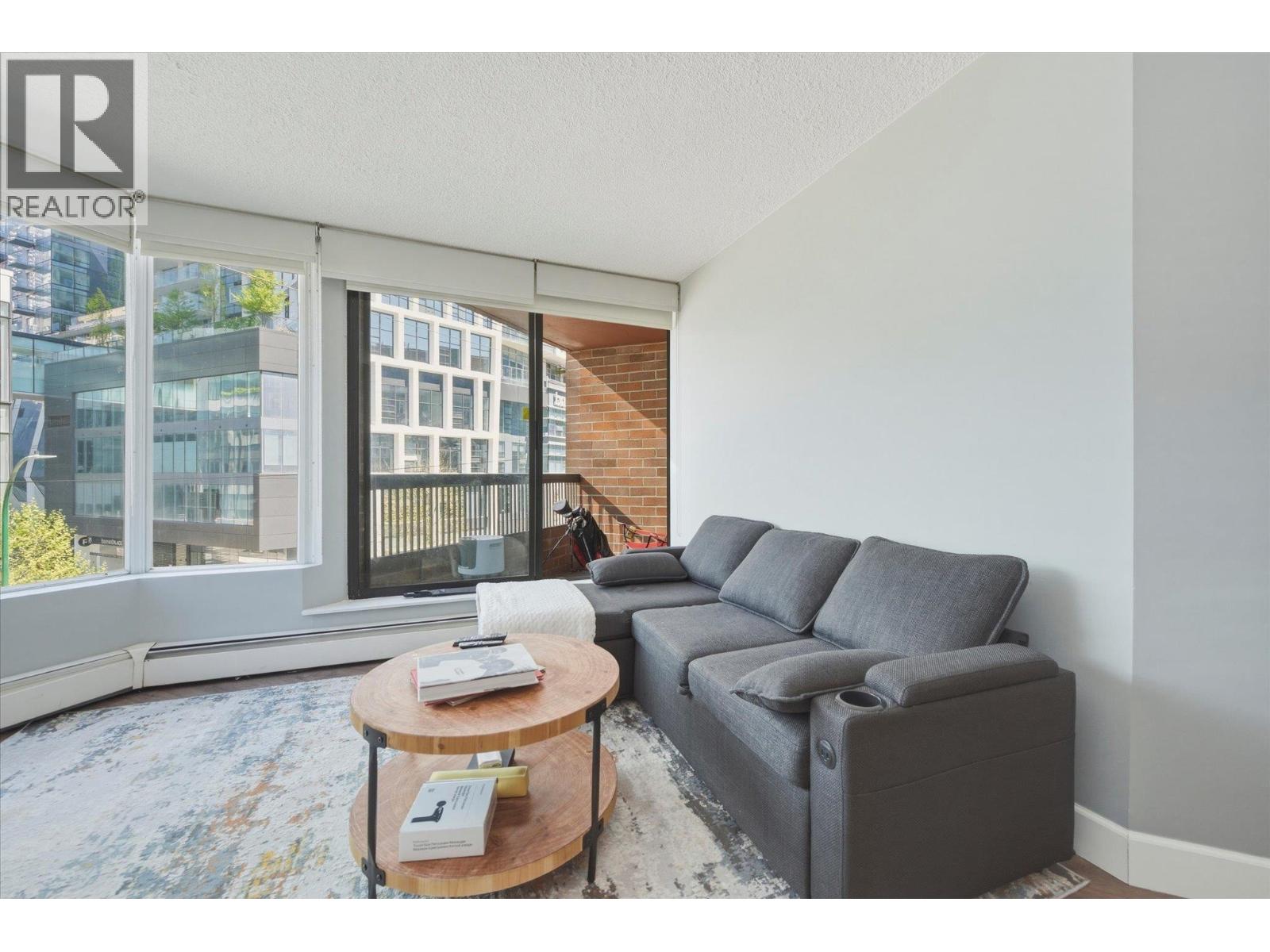 407 950 Drake Street, Vancouver, British Columbia  V6Z 2B9 - Photo 2 - R3119293