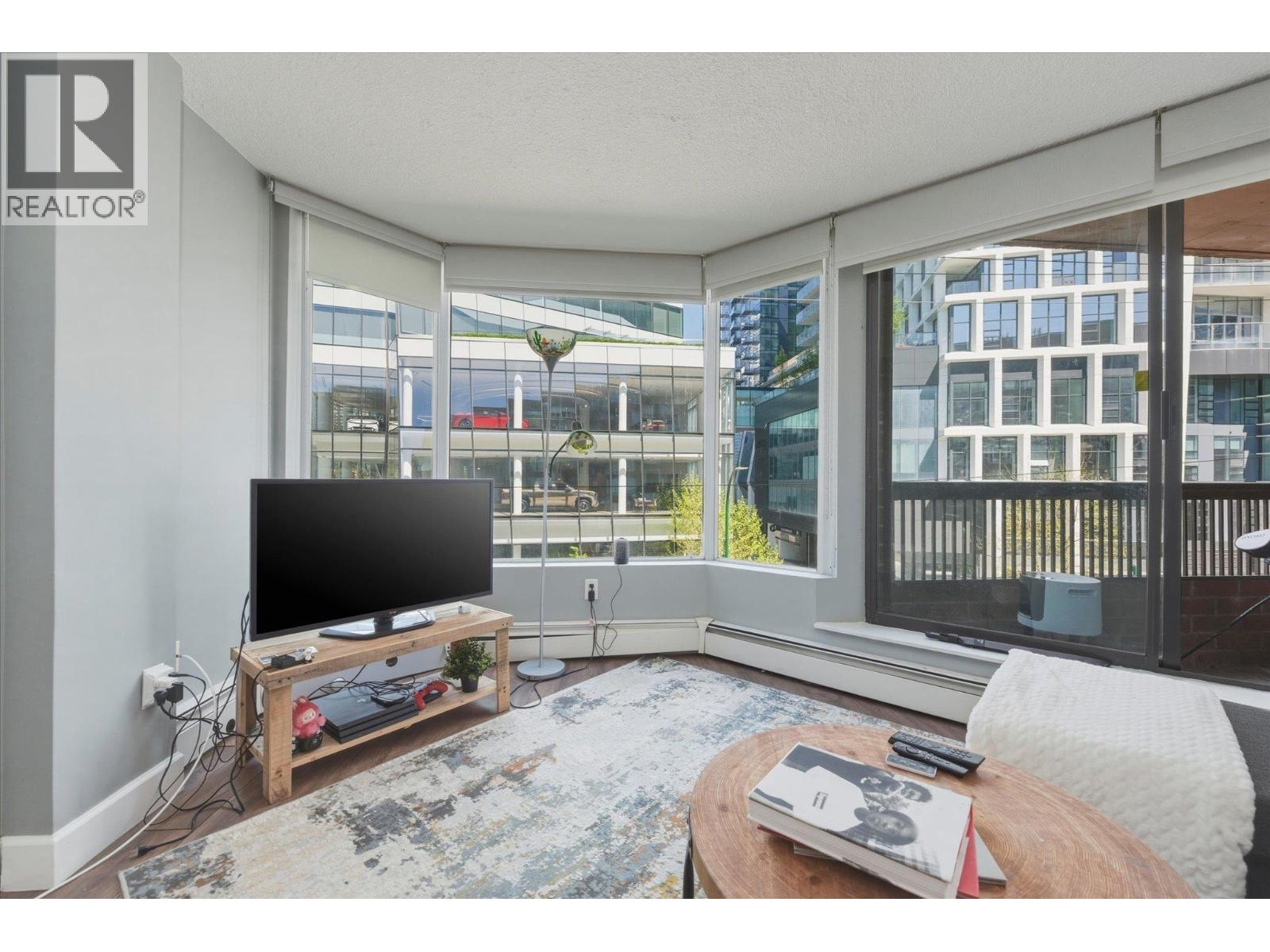 407 950 Drake Street, Vancouver, British Columbia  V6Z 2B9 - Photo 3 - R3119293