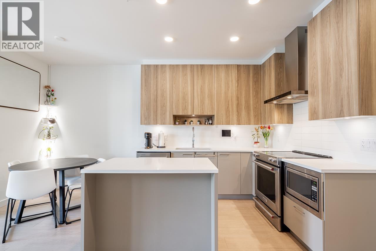 207 7599 15th Street, Burnaby, British Columbia  V3N 0H9 - Photo 8 - R3119302