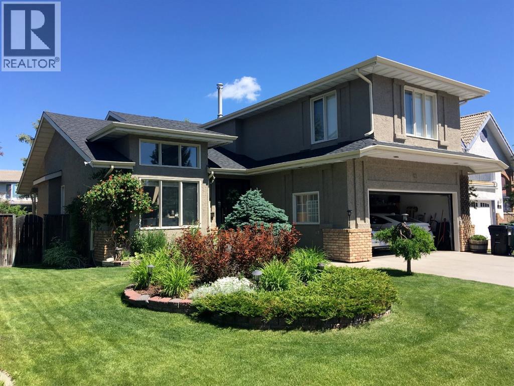 63 Edgeridge Court NW, Calgary, Alberta