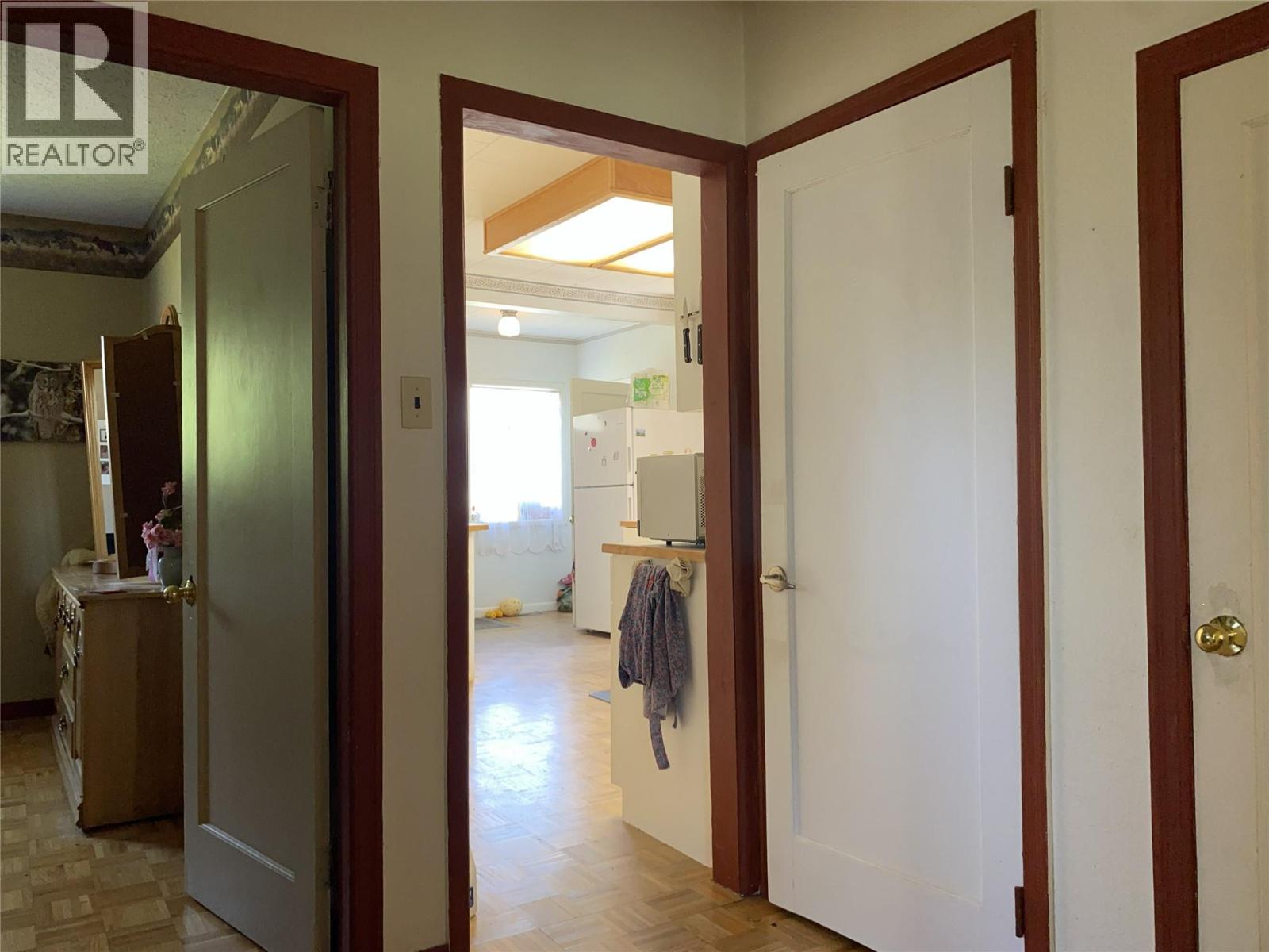 555 Carson Road, Grand Forks, British Columbia  V0H 1H4 - Photo 16 - 10385977