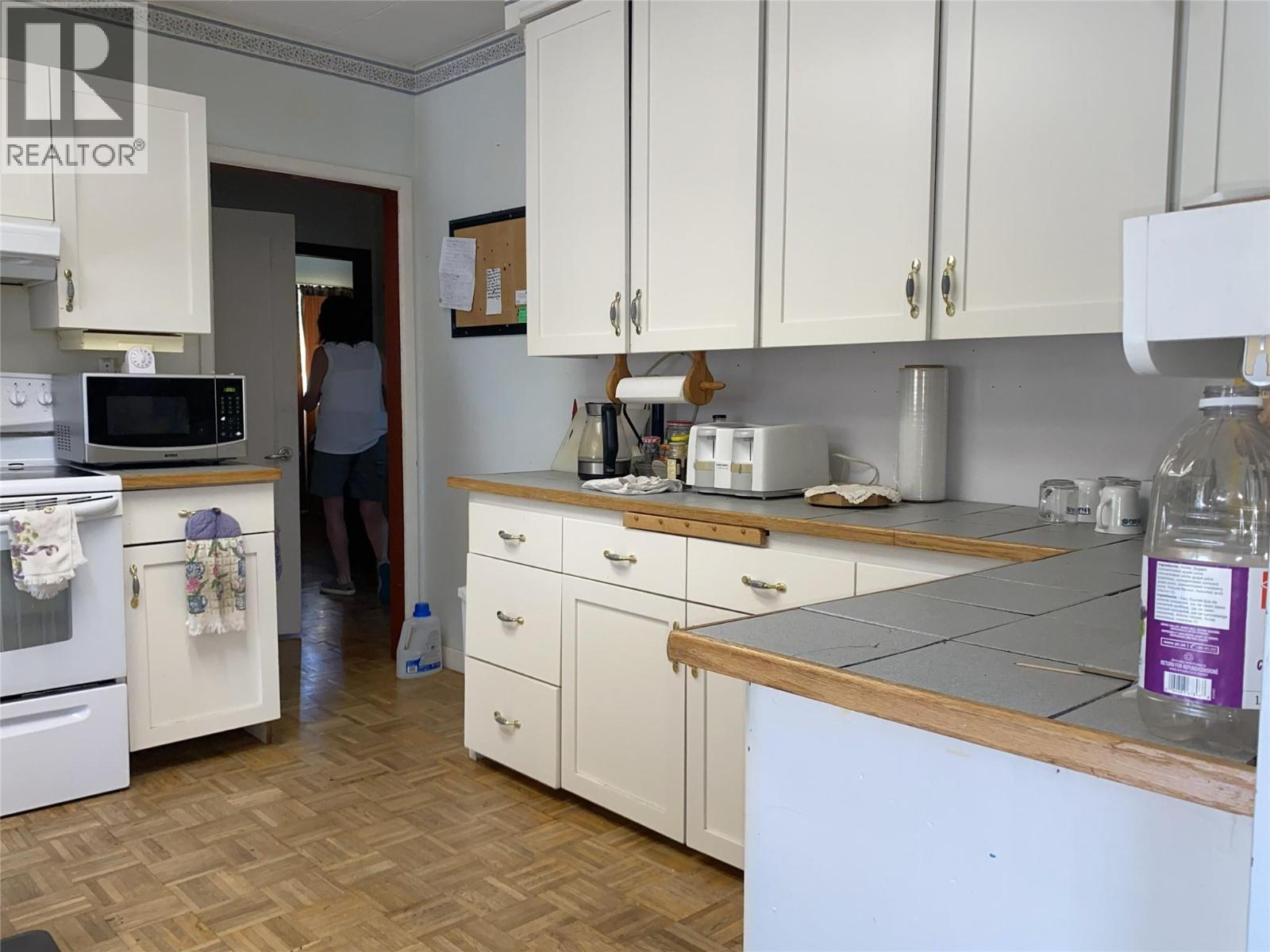 555 Carson Road, Grand Forks, British Columbia  V0H 1H4 - Photo 14 - 10385977