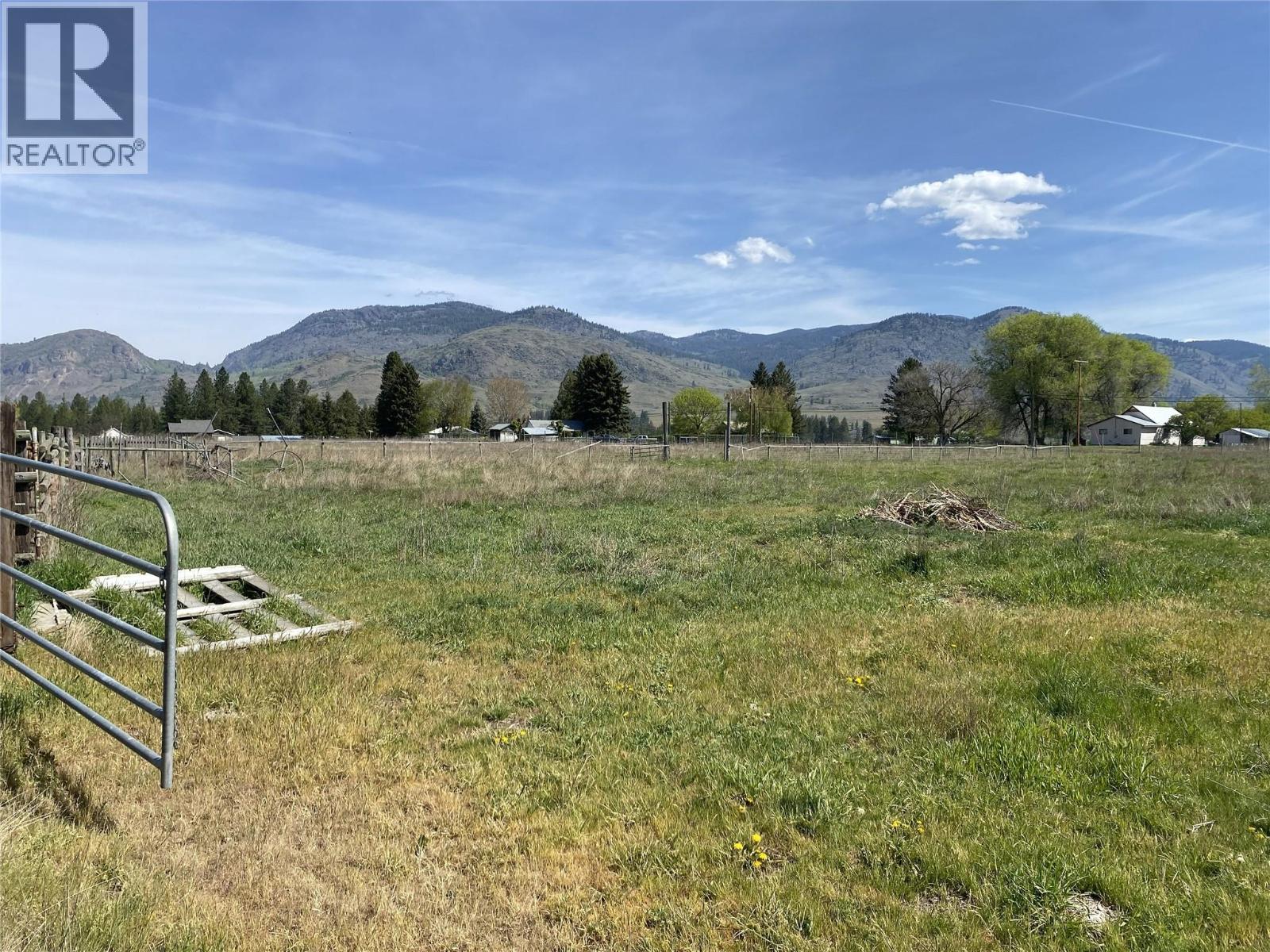 555 Carson Road, Grand Forks, British Columbia  V0H 1H4 - Photo 37 - 10385977
